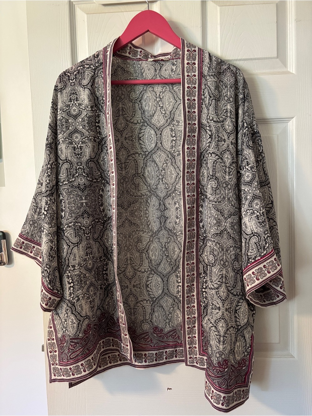 Max Studio Black & Burgundy Paisley Open-Front Kimono